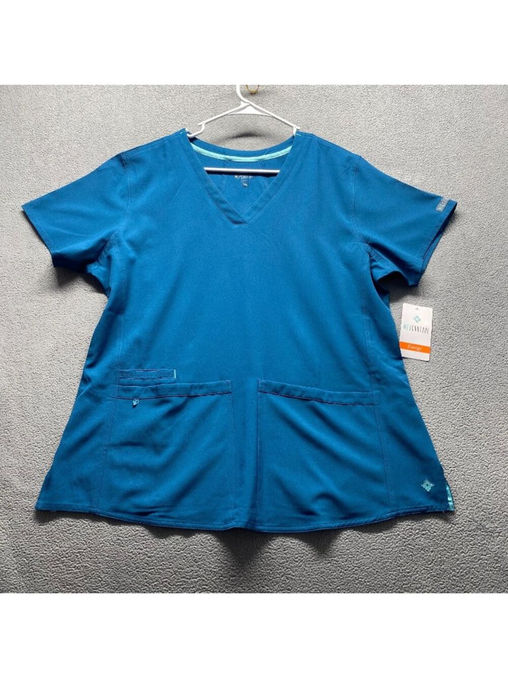 MED COUTURE WOMENS Green SCRUBS TOP 8579 SIZE XL
